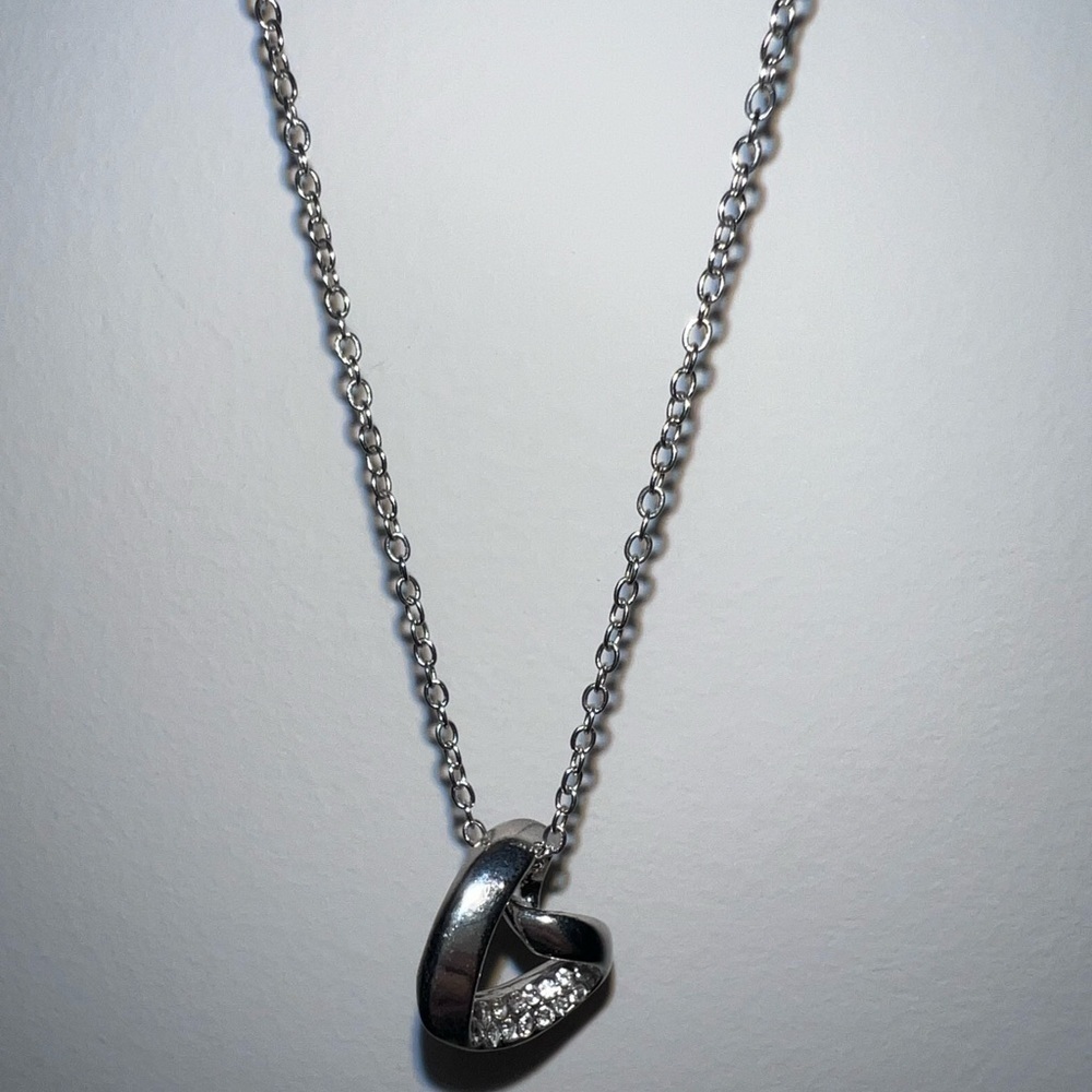 Silver Rhinestone Heart Shape Necklace - Picture 4 of 4